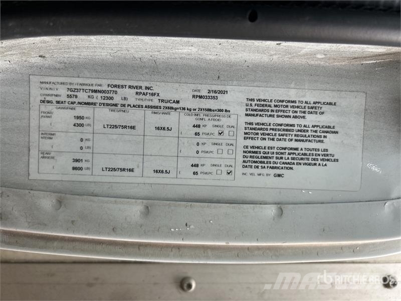 GMC 3500 4x2 Van Truck Sanduk kamioni