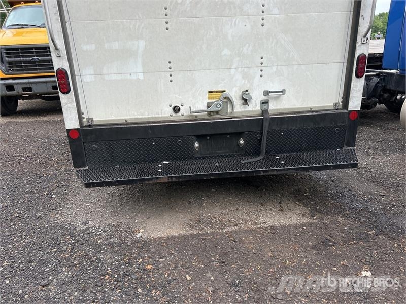 GMC 3500 4x2 Van Truck Sanduk kamioni