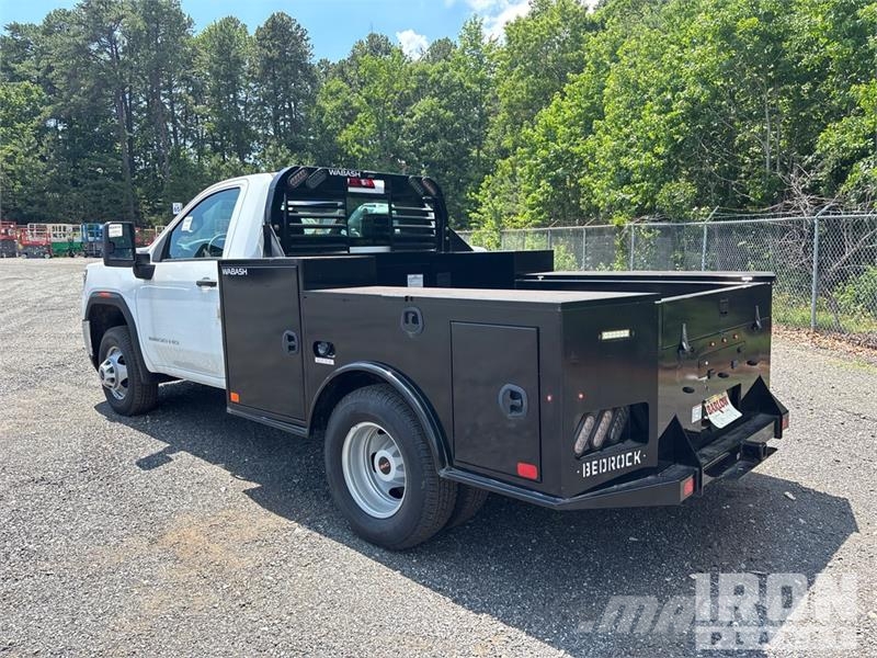 GMC 3500 HD 4x4 Utility Truck Furgonetas caja abierta