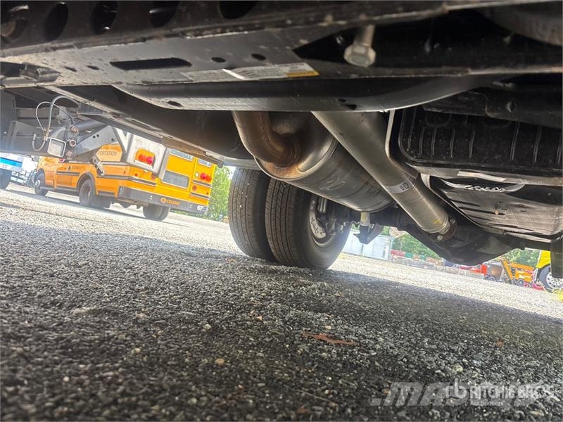 GMC 3500 HD 4x4 Utility Truck Furgonetas caja abierta