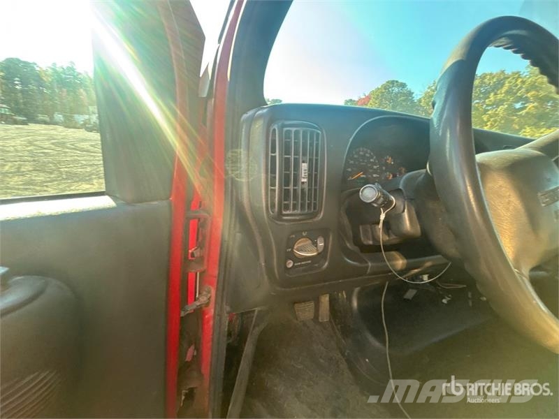 GMC C5500 4x4 S/A Dump Truck Kallurid