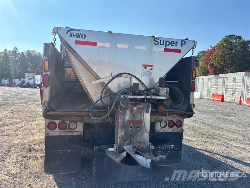 GMC C5500 4x4 S/A Dump Truck Kallurid