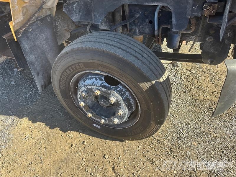 GMC C6500 Platformas/izkraušana no sāniem