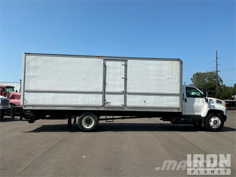 GMC C7500 شاحنات ذات هيكل صندوقي