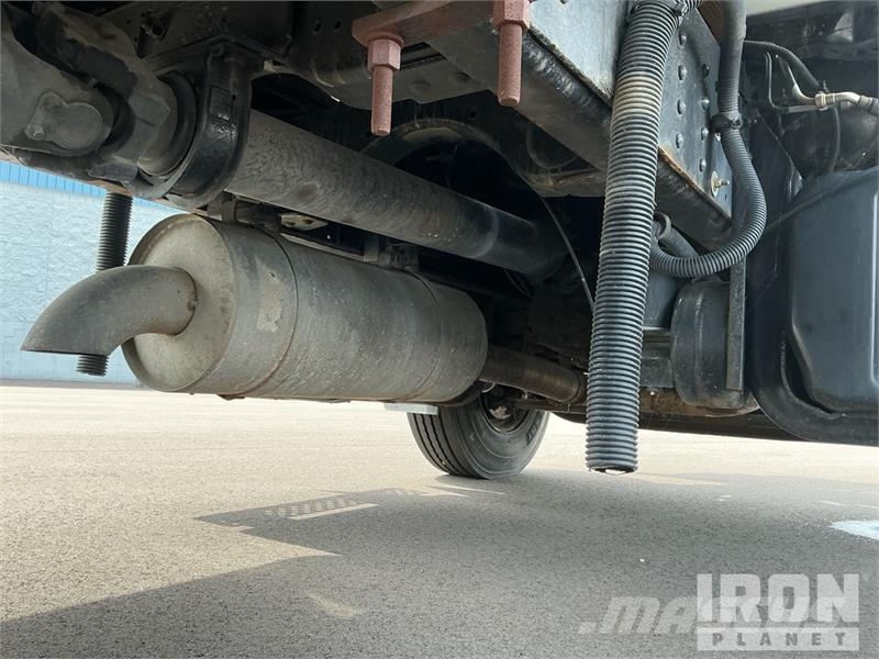 GMC C7500 Isotermos y frigoríficos
