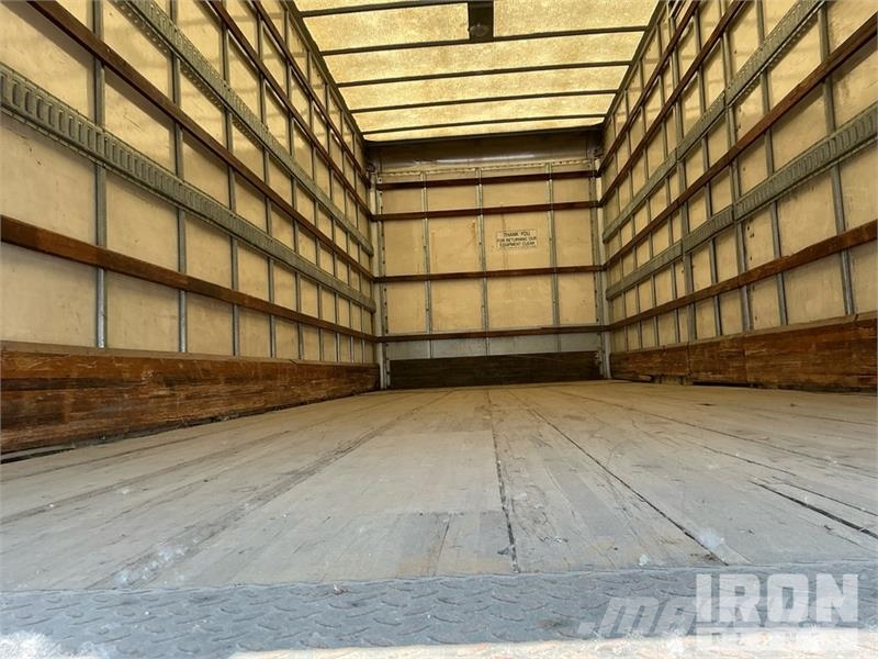 GMC C7500 شاحنات ذات هيكل صندوقي