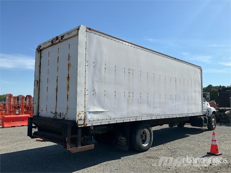 GMC C7500 Box trucks
