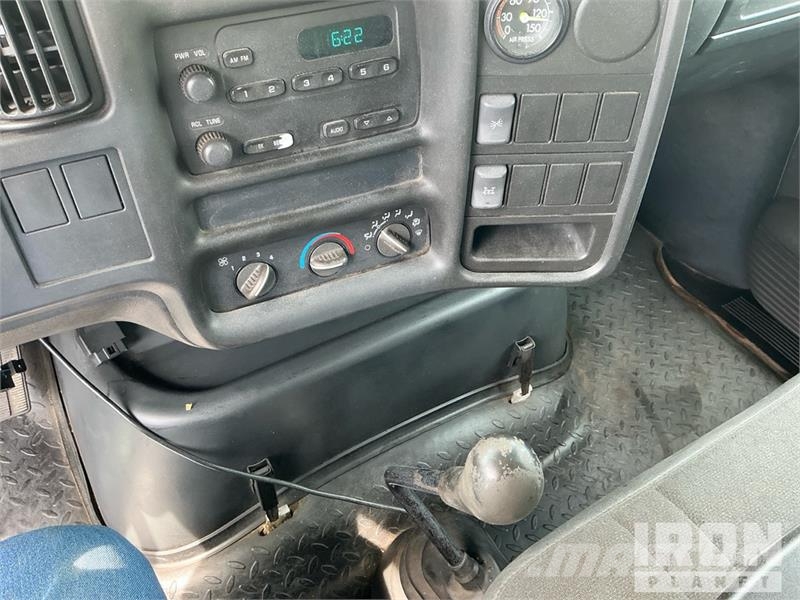 GMC C7500 Isotermos y frigoríficos
