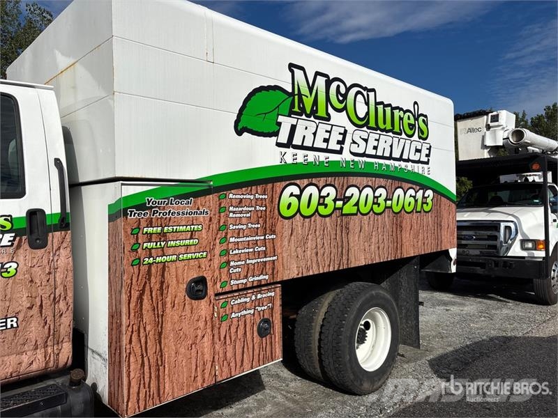 GMC C7500 碎木车