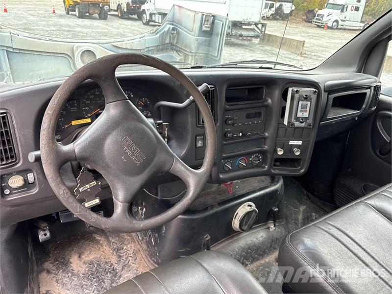 GMC C7500 Komunalna vozila