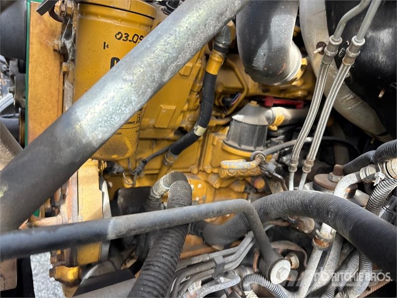 GMC C7500 碎木车