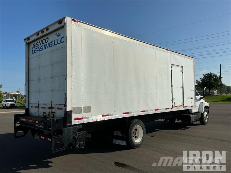 GMC C7500 شاحنات ذات هيكل صندوقي