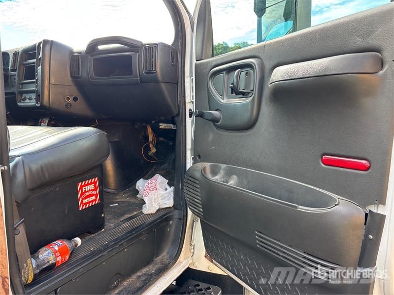 GMC C7500 碎木车