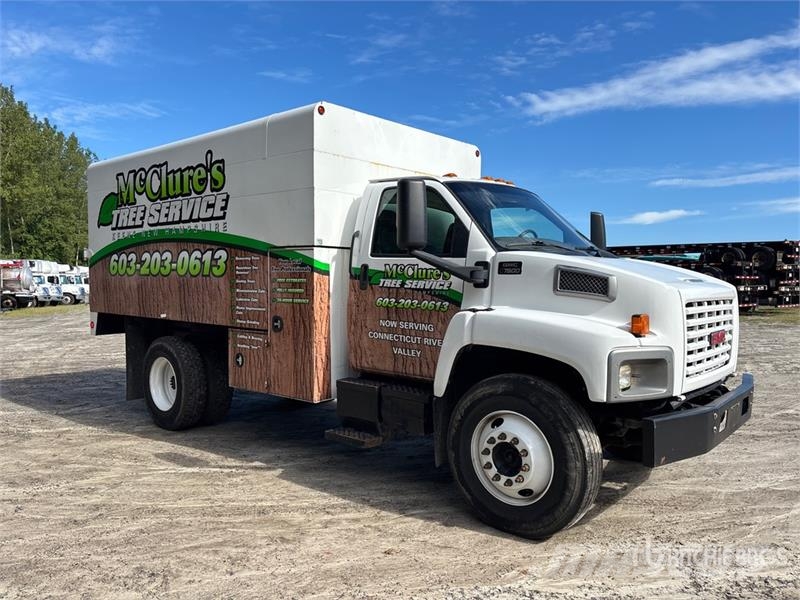 GMC C7500 碎木车