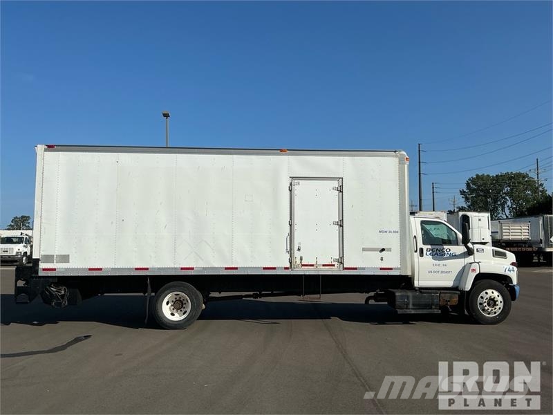 GMC C7500 شاحنات ذات هيكل صندوقي