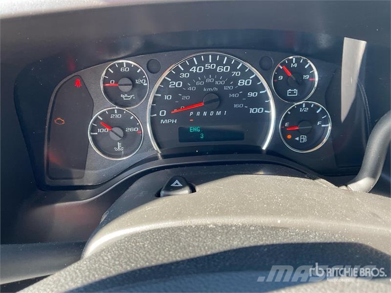 GMC Savana 3500 4x2 4x2 Refrigerated Truck شاحنات بدرجة حرارة قابلة للضبط