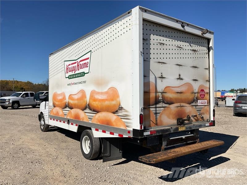GMC Savana 3500 4x2 4x2 Refrigerated Truck شاحنات بدرجة حرارة قابلة للضبط