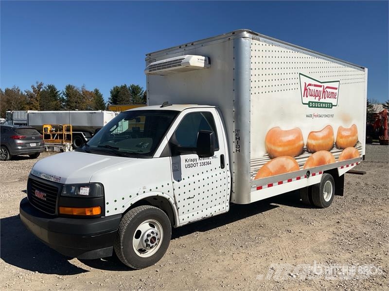 GMC Savana 3500 4x2 4x2 Refrigerated Truck شاحنات بدرجة حرارة قابلة للضبط