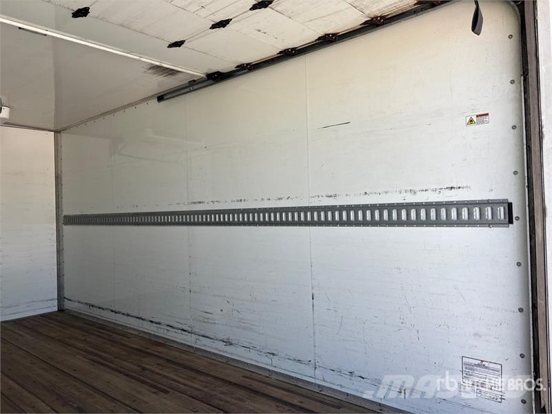 GMC Savana 3500 4x2 Refrigerated Truck Camion frigorifique