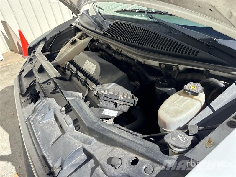 GMC Savana 3500 4x2 Refrigerated Truck Skåpbilar Kyl/Frys/Värme
