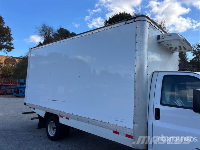 GMC Savana 3500 4x2 Refrigerated Truck Frigofrik kamyonlar