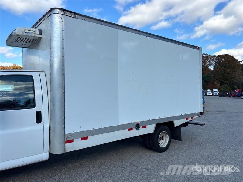 GMC Savana 3500 4x2 Refrigerated Truck Frigofrik kamyonlar