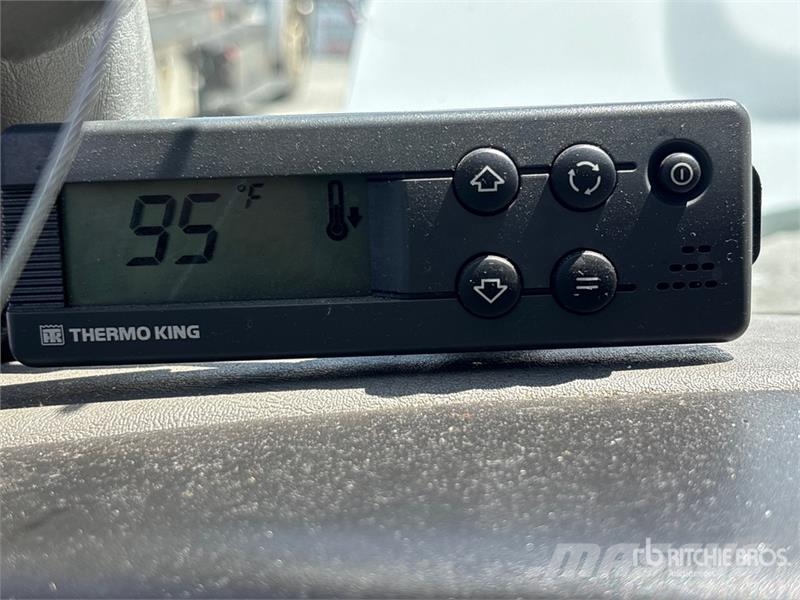 GMC Savana 3500 4x2 Refrigerated Truck Camion frigorifique