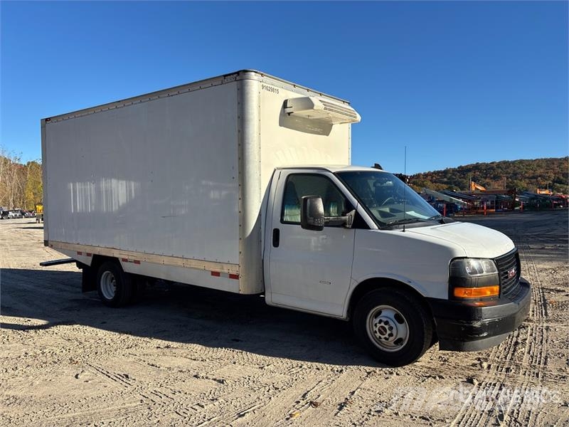 GMC Savana 3500 4x2 Refrigerated Truck (Inoperable) Kühlkoffer