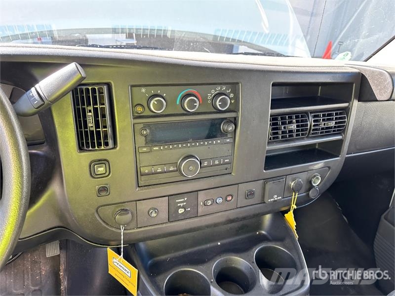 GMC Savana 3500 4x2 Refrigerated Truck Kravas automašīnas - refrižeratori