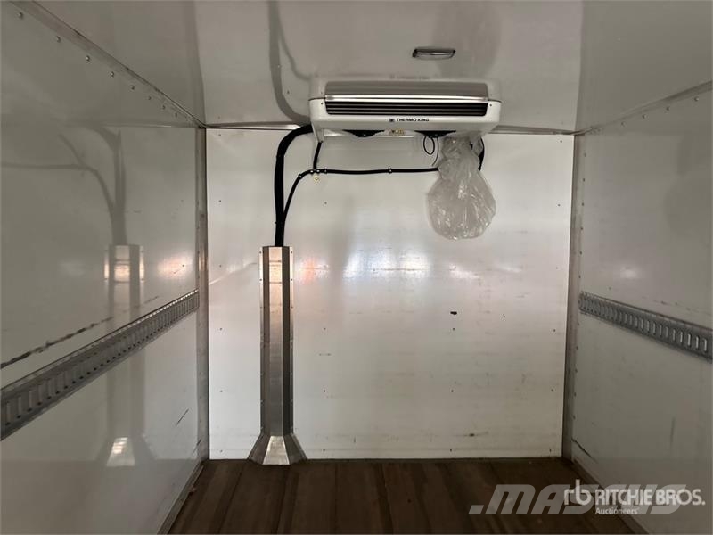 GMC Savana 3500 4x2 Refrigerated Truck (Inoperable) Skåpbilar Kyl/Frys/Värme