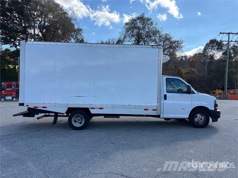 GMC Savana 3500 4x2 Refrigerated Truck Frigofrik kamyonlar