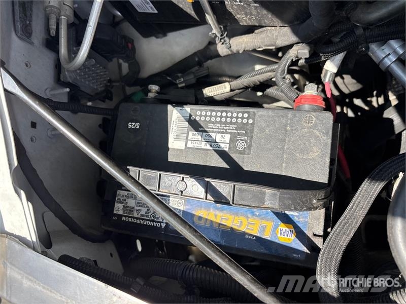 GMC Savana 3500 4x2 Refrigerated Truck Camion frigorifique