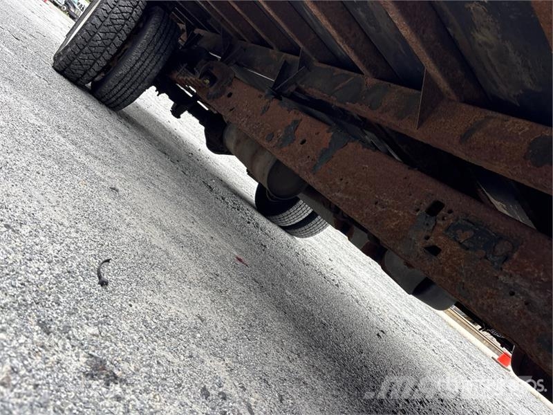 GMC Savana G3500 ボックスボディー、ウイング、箱車