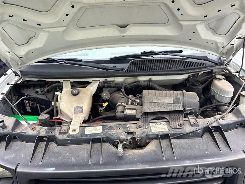 GMC Savana G3500 ボックスボディー、ウイング、箱車