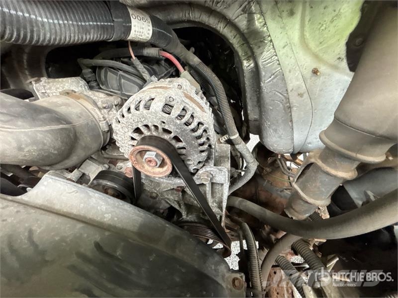 GMC Savana G3500 ボックスボディー、ウイング、箱車