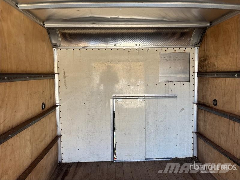 GMC Savana G3500 4x2 Flatbed Truck Flatbed kamyonlar