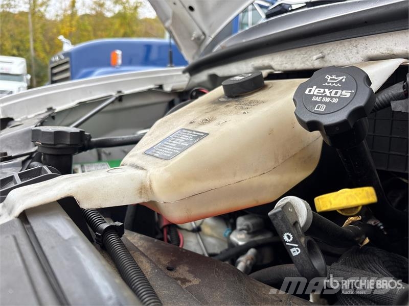 GMC Savana G3500 4x2 Van Truck Sanduk kamioni