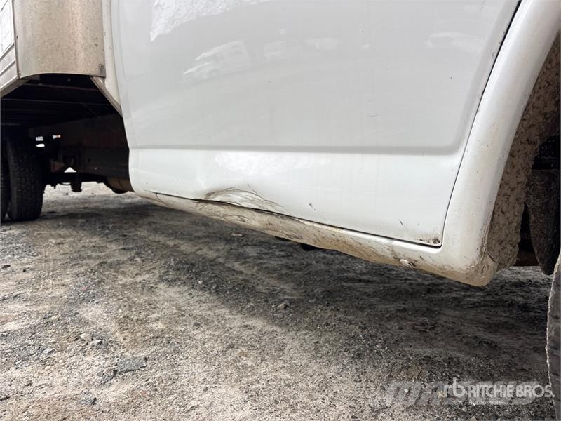 GMC Savana G3500 4x2 Van Truck Sanduk kamioni