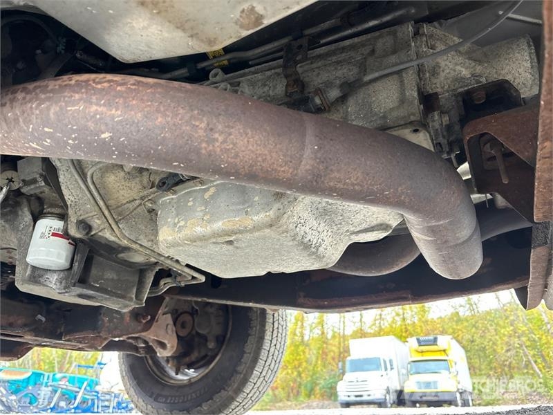 GMC Savana G3500 4x2 Van Truck Sanduk kamioni
