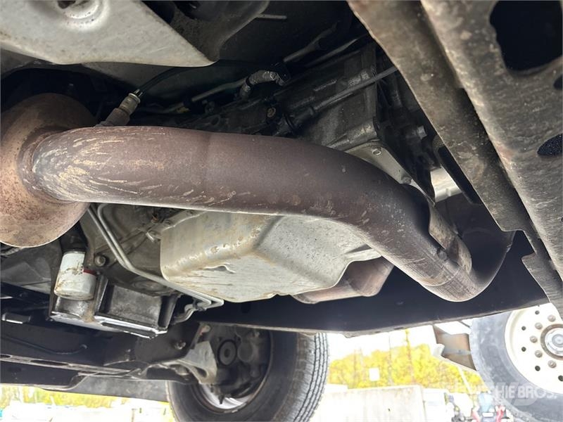 GMC Savana G3500 4x2 Van Truck Sanduk kamioni