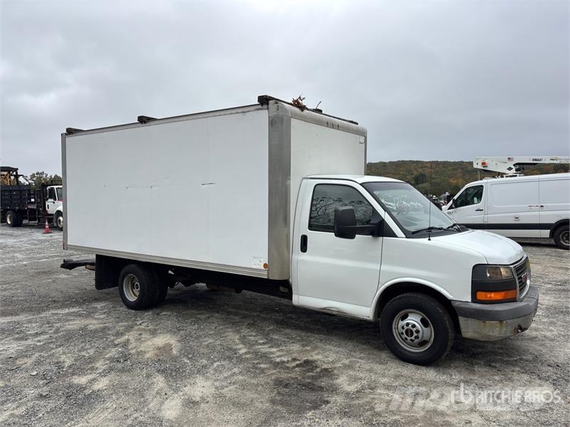 GMC Savana G3500 4x2 Van Truck Sanduk kamioni