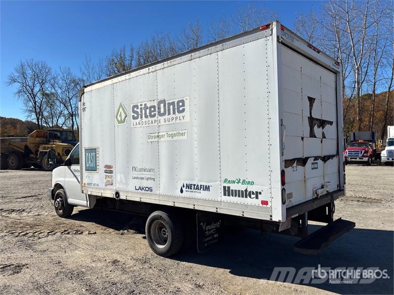 GMC Savana G3500 4x2 Van Truck Van Body Trucks