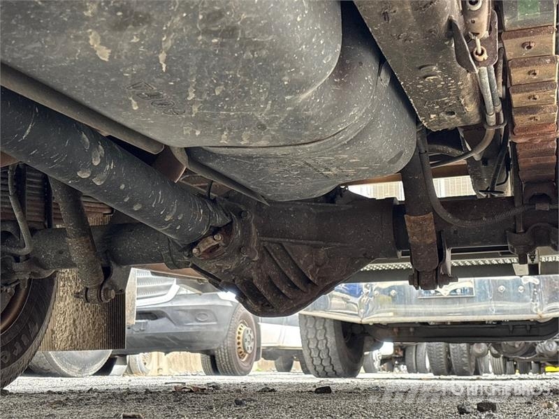 GMC Savana G3500 4x2 Van Truck Sanduk kamioni
