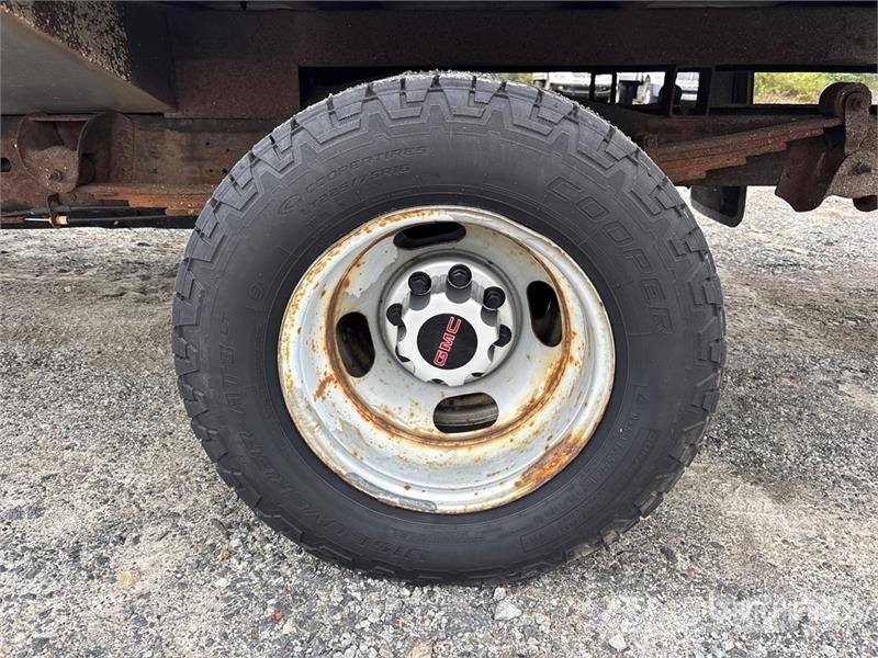 GMC Savana G3500 4x2 Van Truck Sanduk kamioni