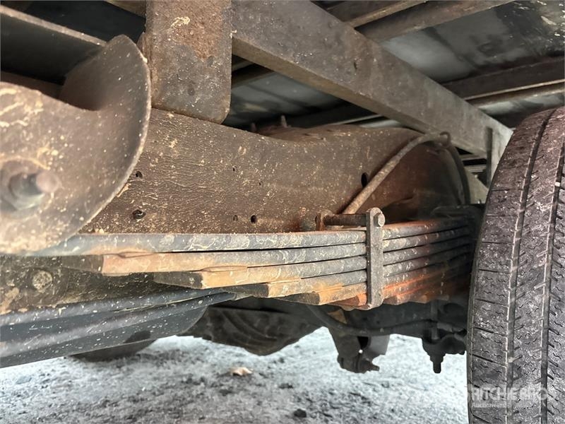 GMC Savana G3500 4x2 Van Truck Sanduk kamioni