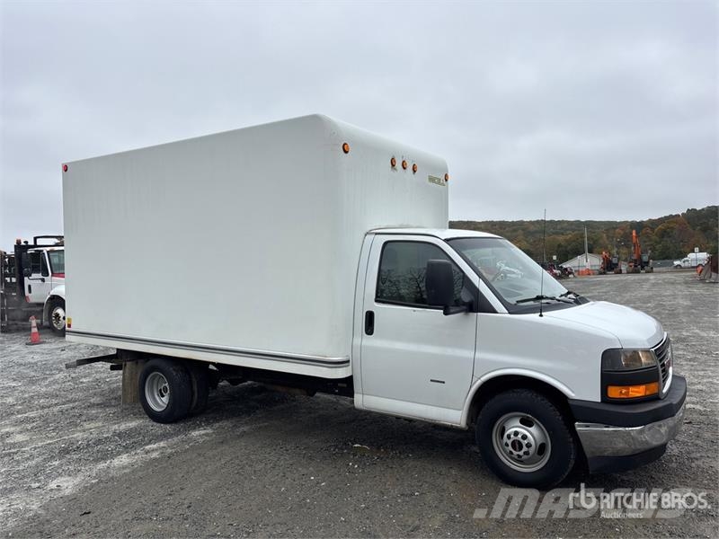 GMC Savana G3500 4x2 Van Truck Sanduk kamioni