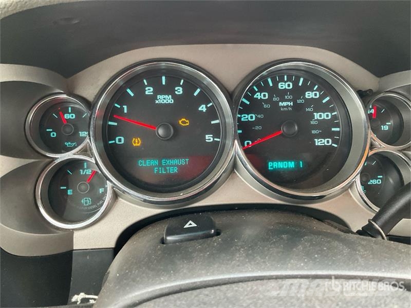 GMC Sierra 2500HD 기타