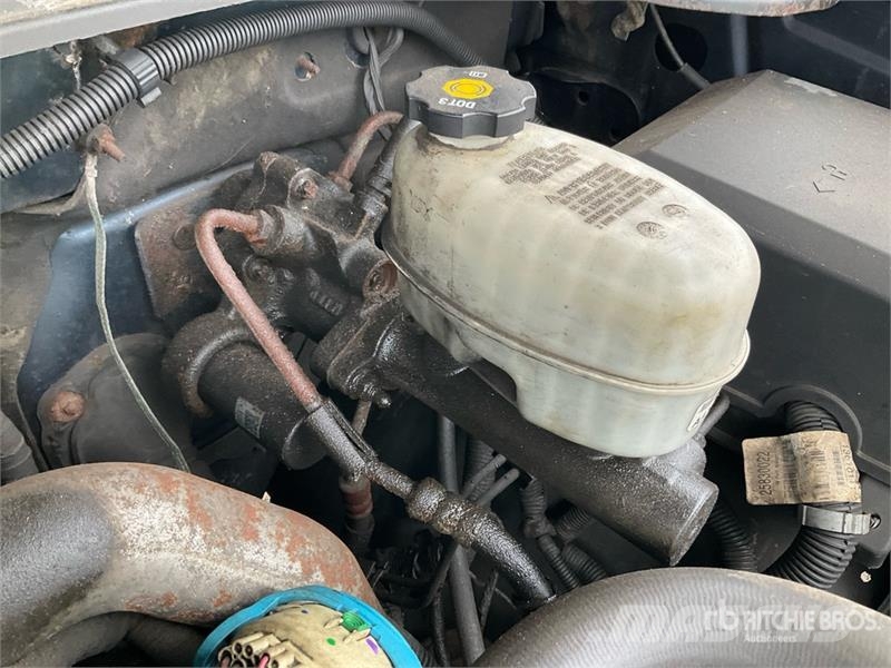 GMC Sierra 2500HD 기타
