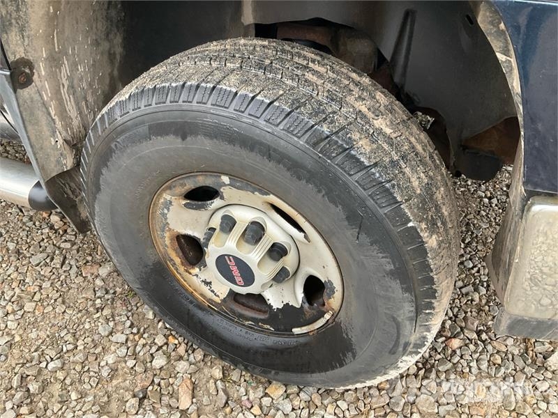 GMC Sierra 2500HD Andere Transporter