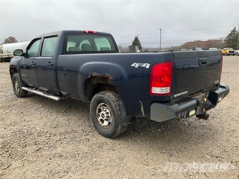 GMC Sierra 2500HD Andere Transporter